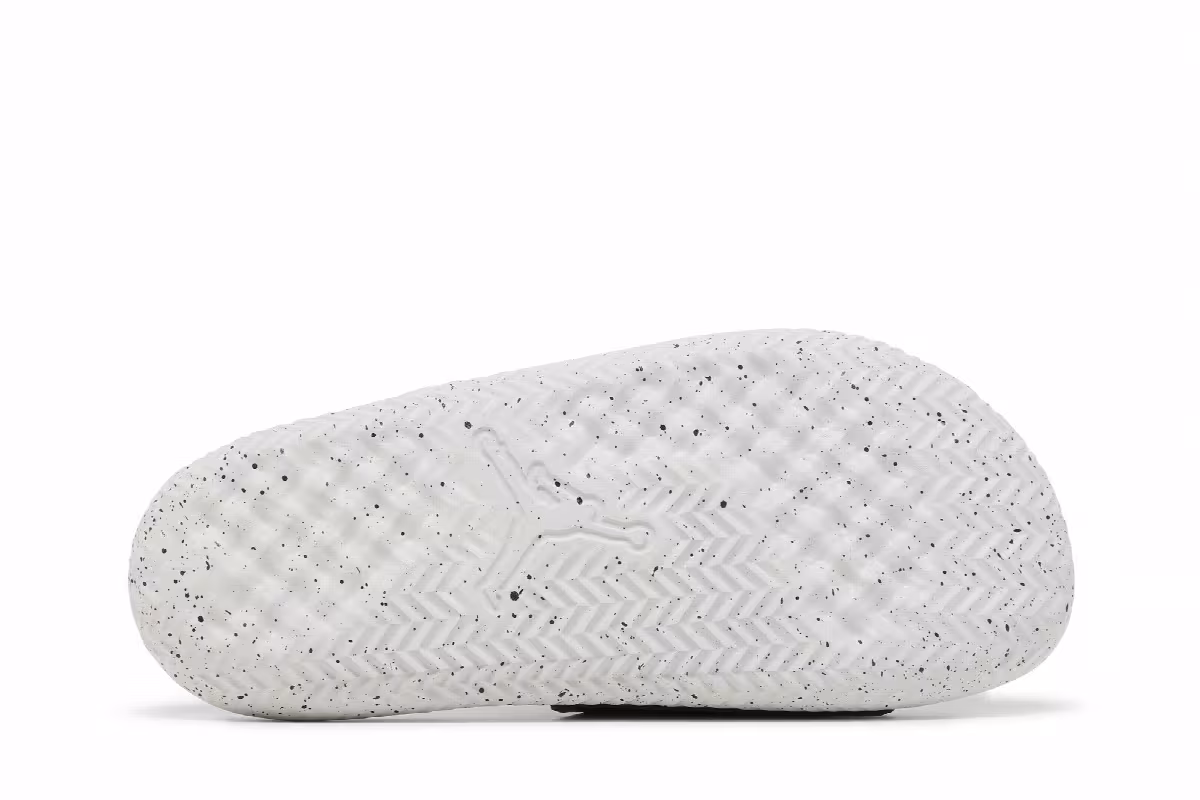 Air Jordan Play Slide Black Photon Dust, view 5