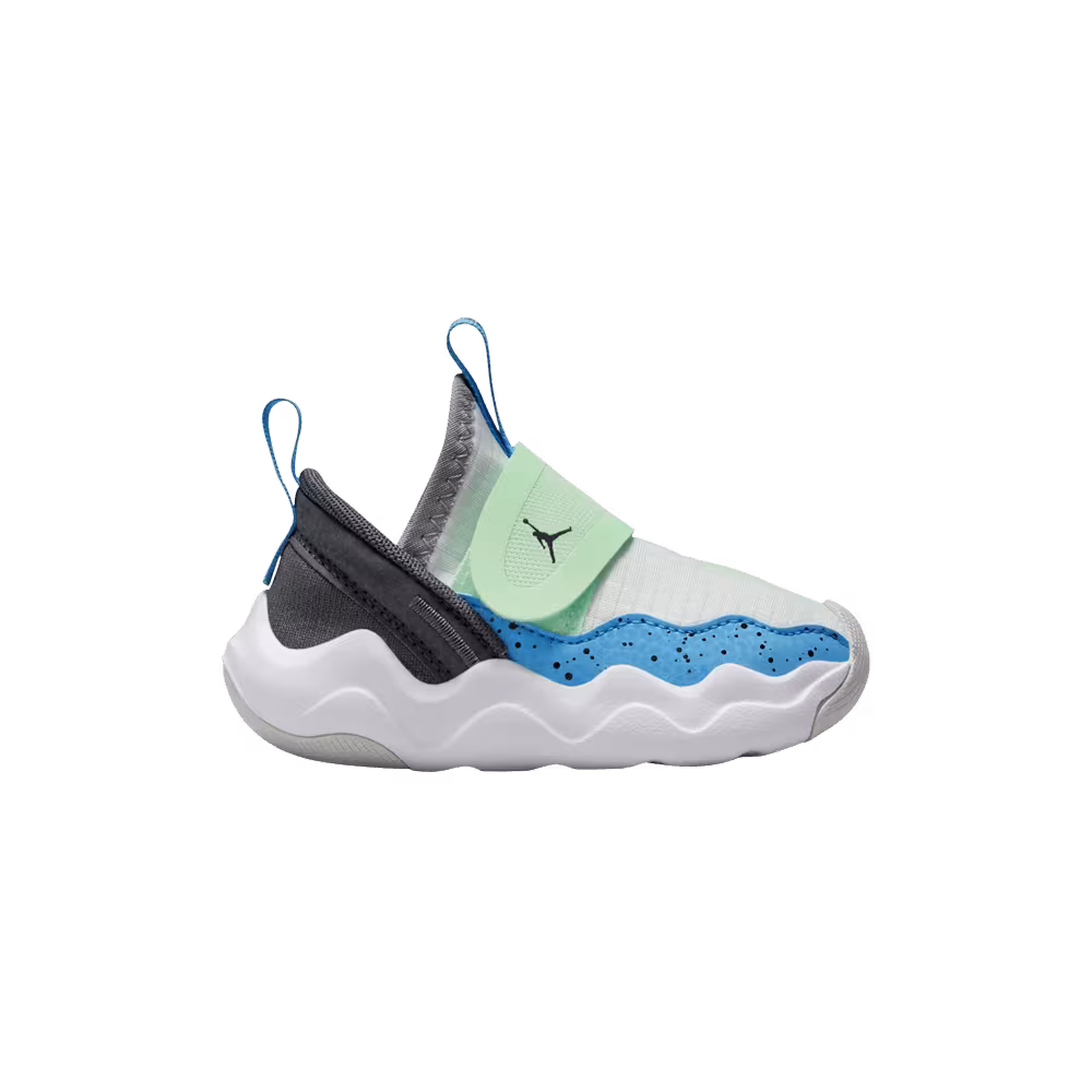 Air Jordan 23/7 TD Photon Dust Vapor Green