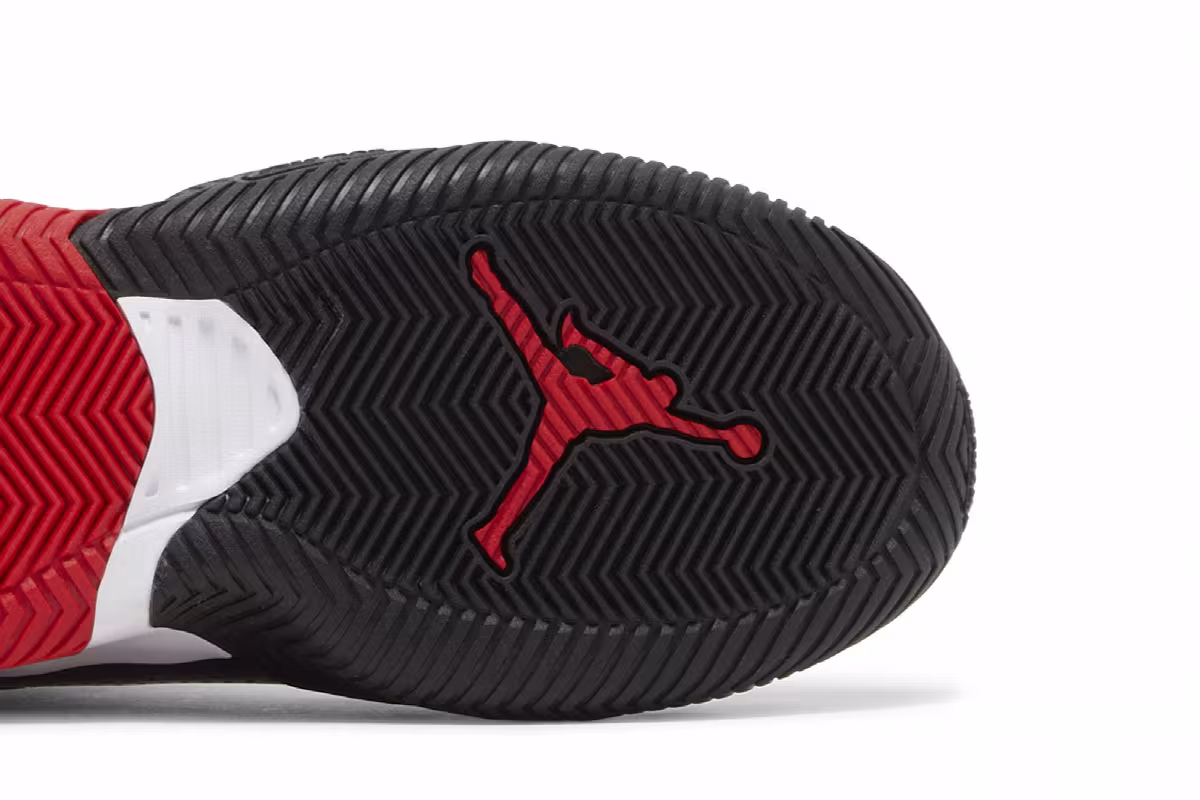 Air Jordan Stay Loyal 2 GS Bred, view 6