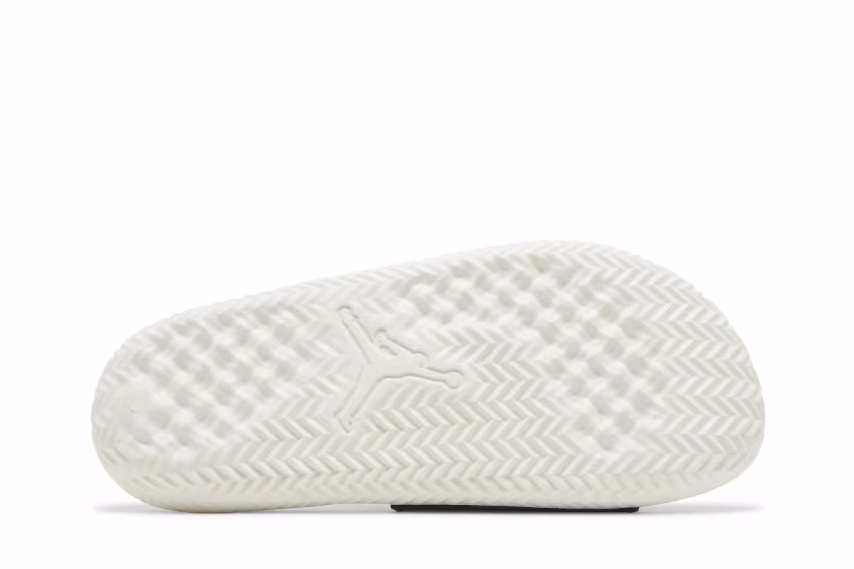 Air Jordan Play Slide Cherrywood Red, view 5
