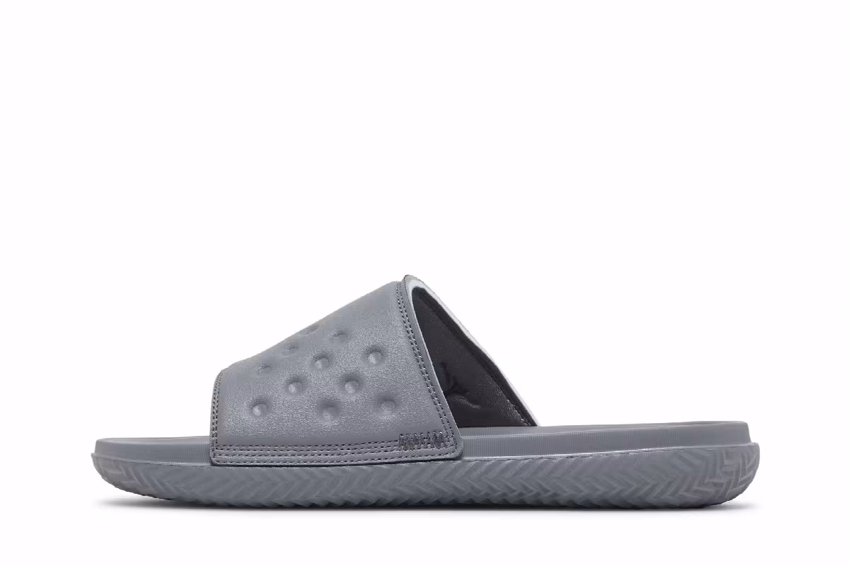 Air Jordan Play Slide Cool Grey Photon Dust, view 4