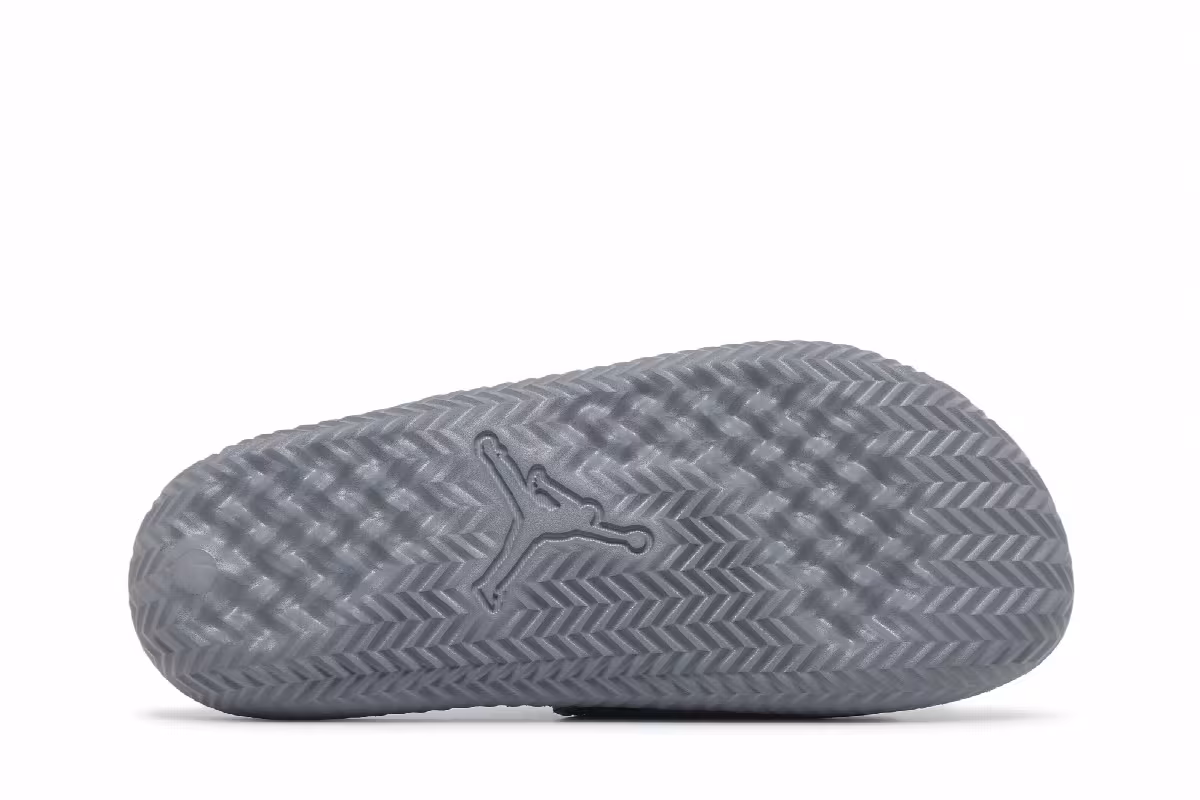 Air Jordan Play Slide Cool Grey Photon Dust, view 5