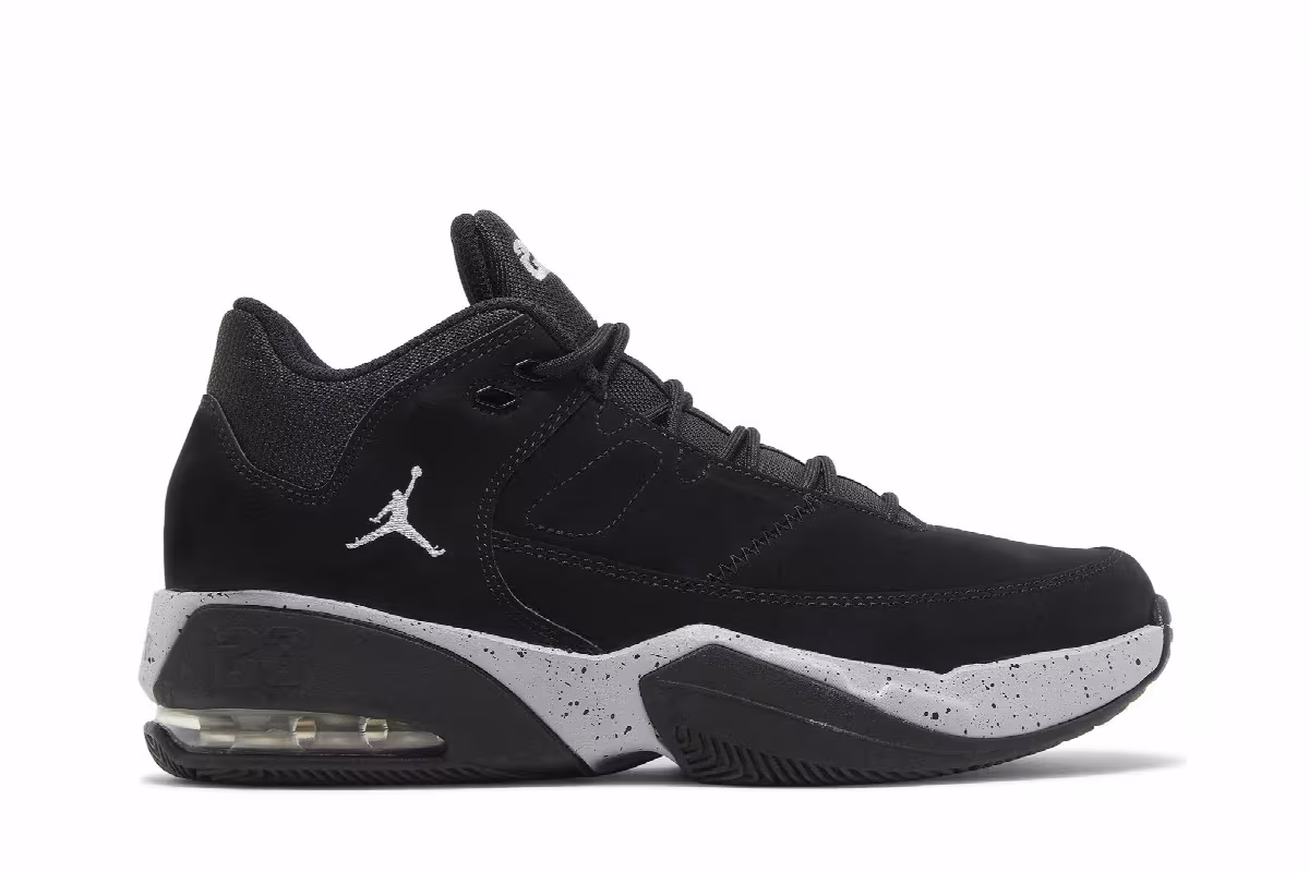 Air Jordan Max Aura 3 GS Black Wolf Grey, view 2