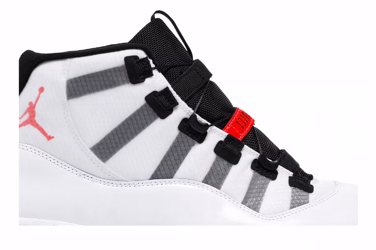 Air Jordan 11 Adapt White, view 3