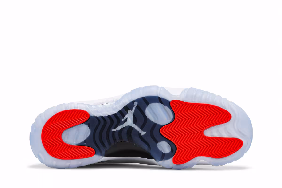 Air Jordan 11 Adapt White, view 5