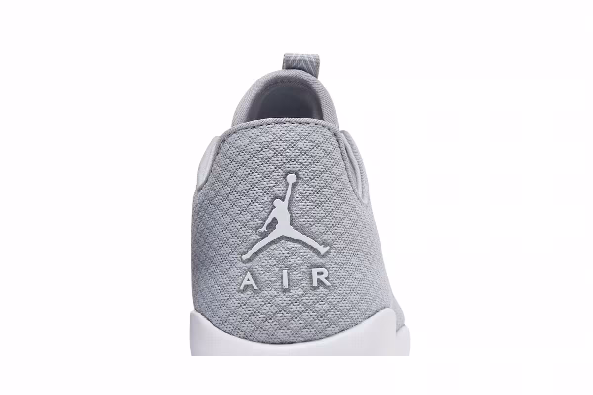 Air Jordan Eclipse Wolf Grey, view 8