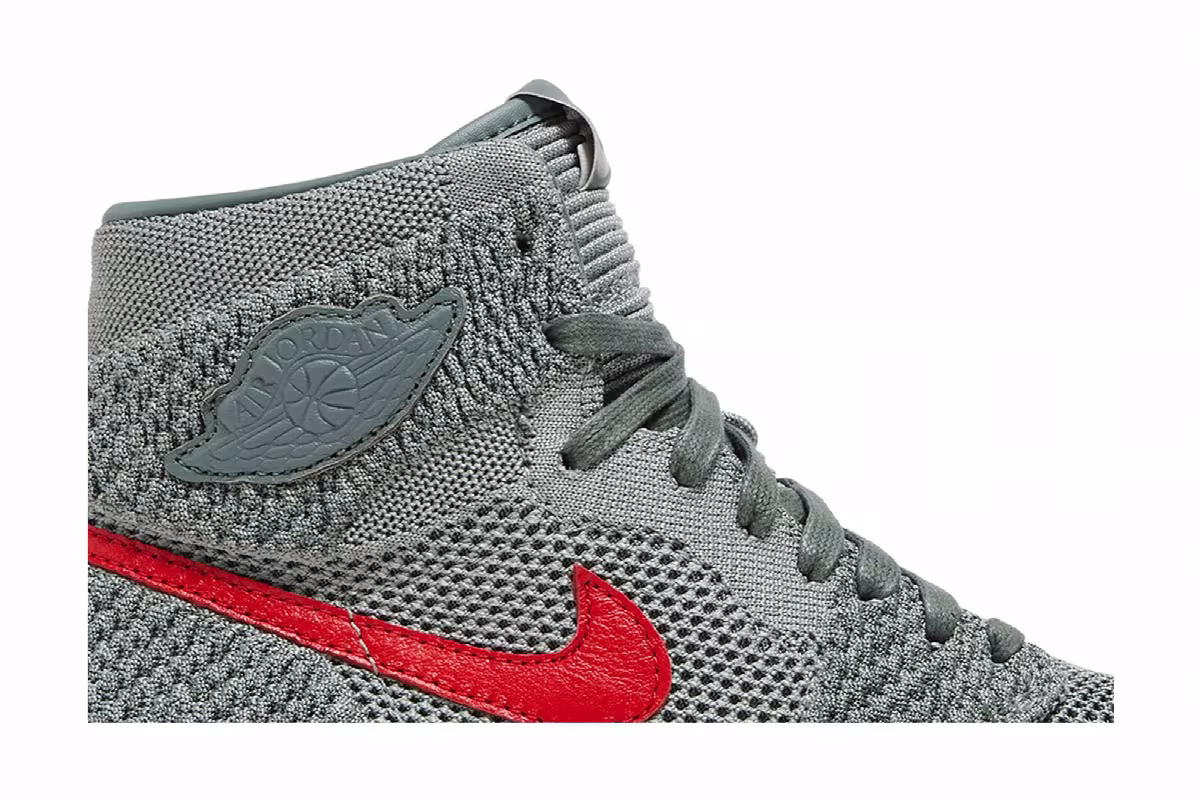 Air Jordan 1 High Flyknit GS Clay Green, view 3