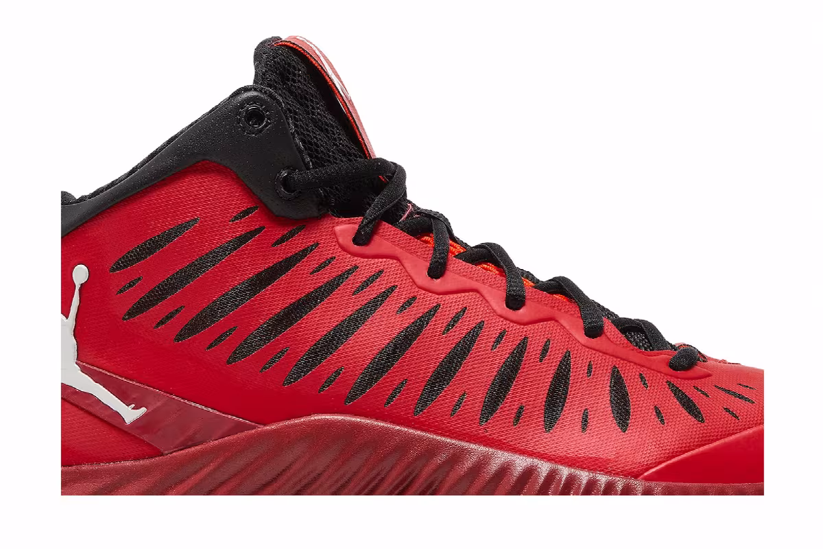 Air Jordan Super.Fly Gym Red, view 3