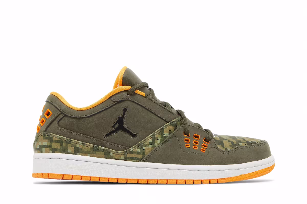 Air Jordan 1 Flight Low Digi Camo, view 2