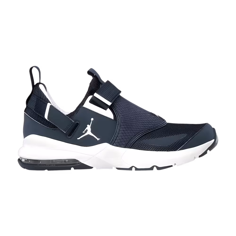 Air Jordan Trunner 11 LX Obsidian