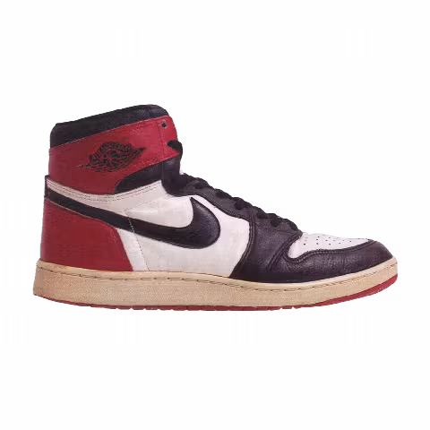 Air Jordan 1 High OG 'Black Toe' 1985