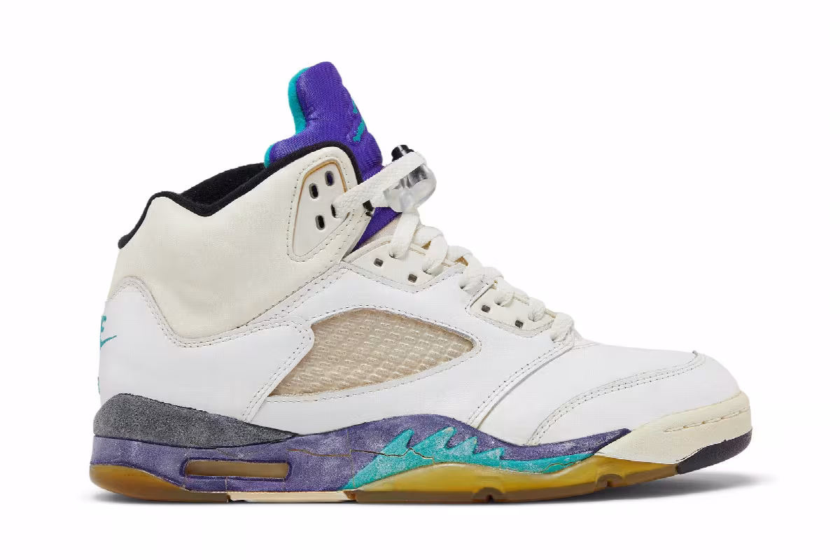 Air Jordan 5 OG Grape 1990, view 2