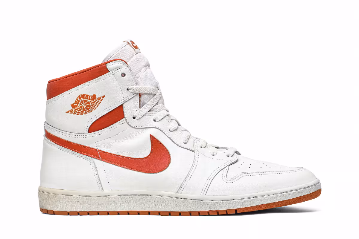 Air Jordan 1 High Syracuse, view 2