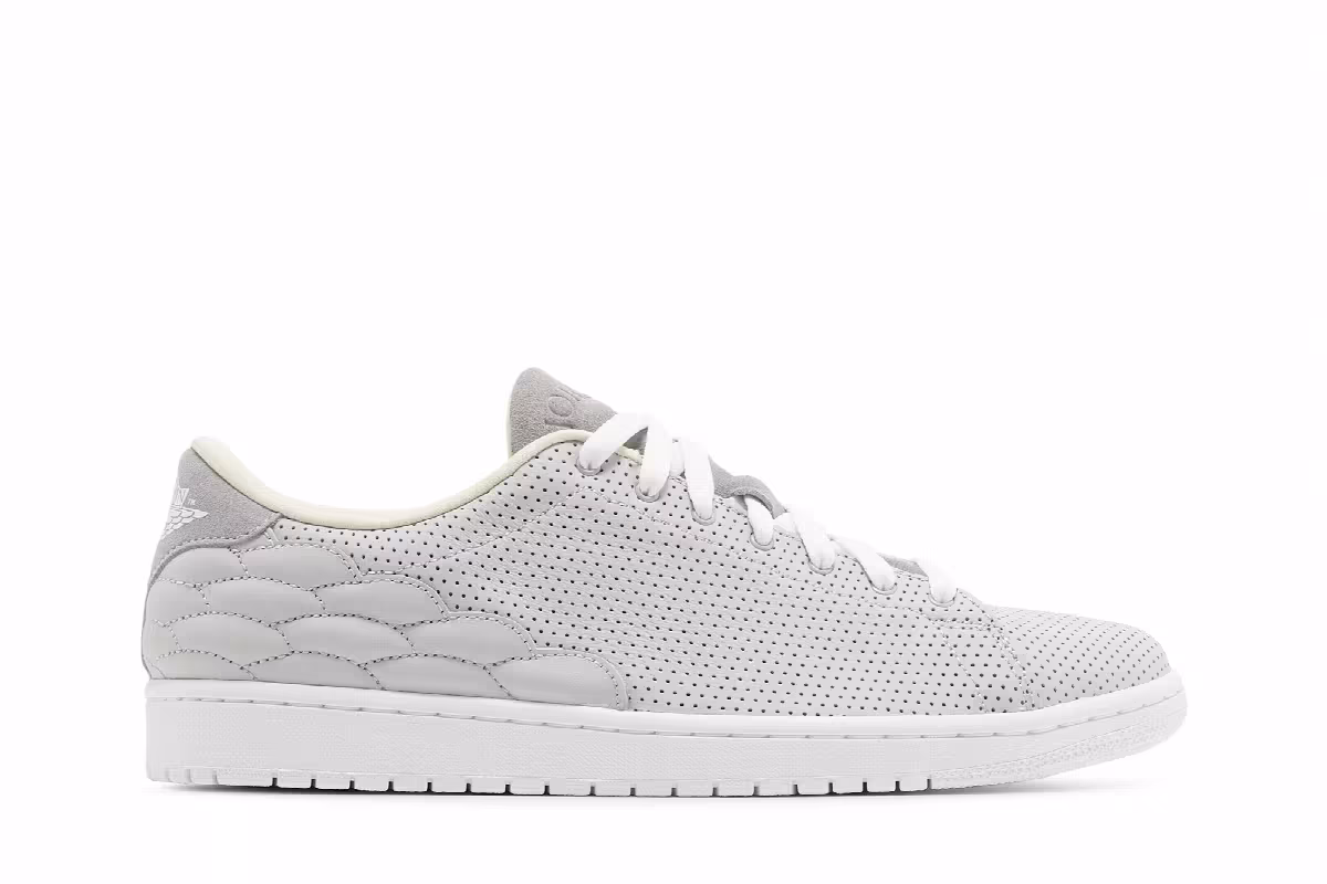 Air Jordan 1 Centre Court Neutral Grey, view 2
