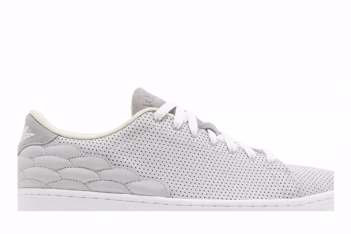Air Jordan 1 Centre Court Neutral Grey, view 3