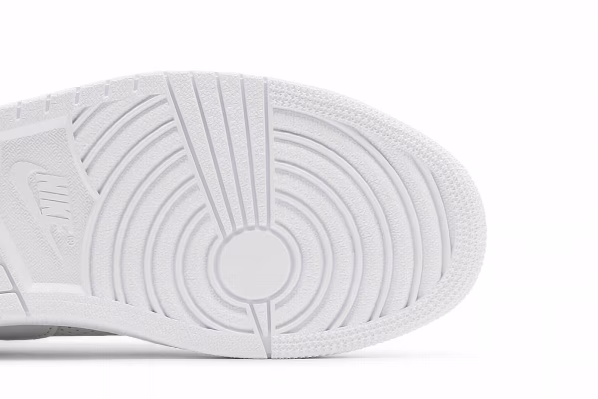 Air Jordan 1 Centre Court Neutral Grey, view 6