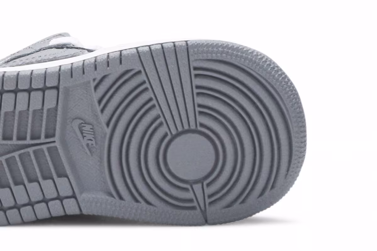 Air Jordan 1 Mid BT Cool Grey, view 6