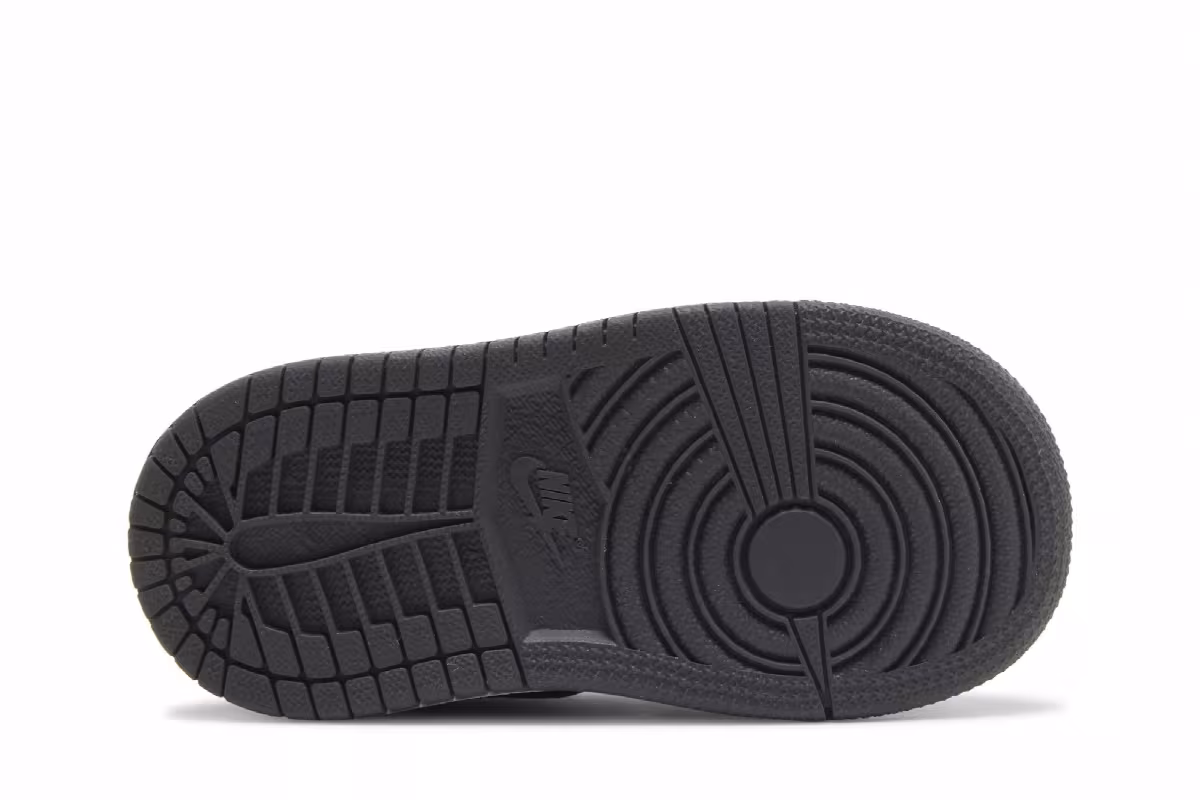 Air Jordan 1 Mid TD Black Grey, view 5