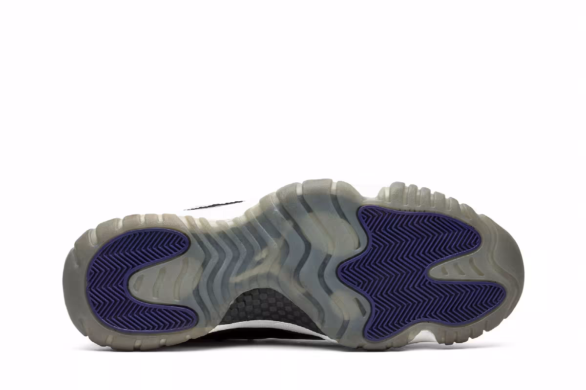 Air Jordan 11 OG Concord, view 5