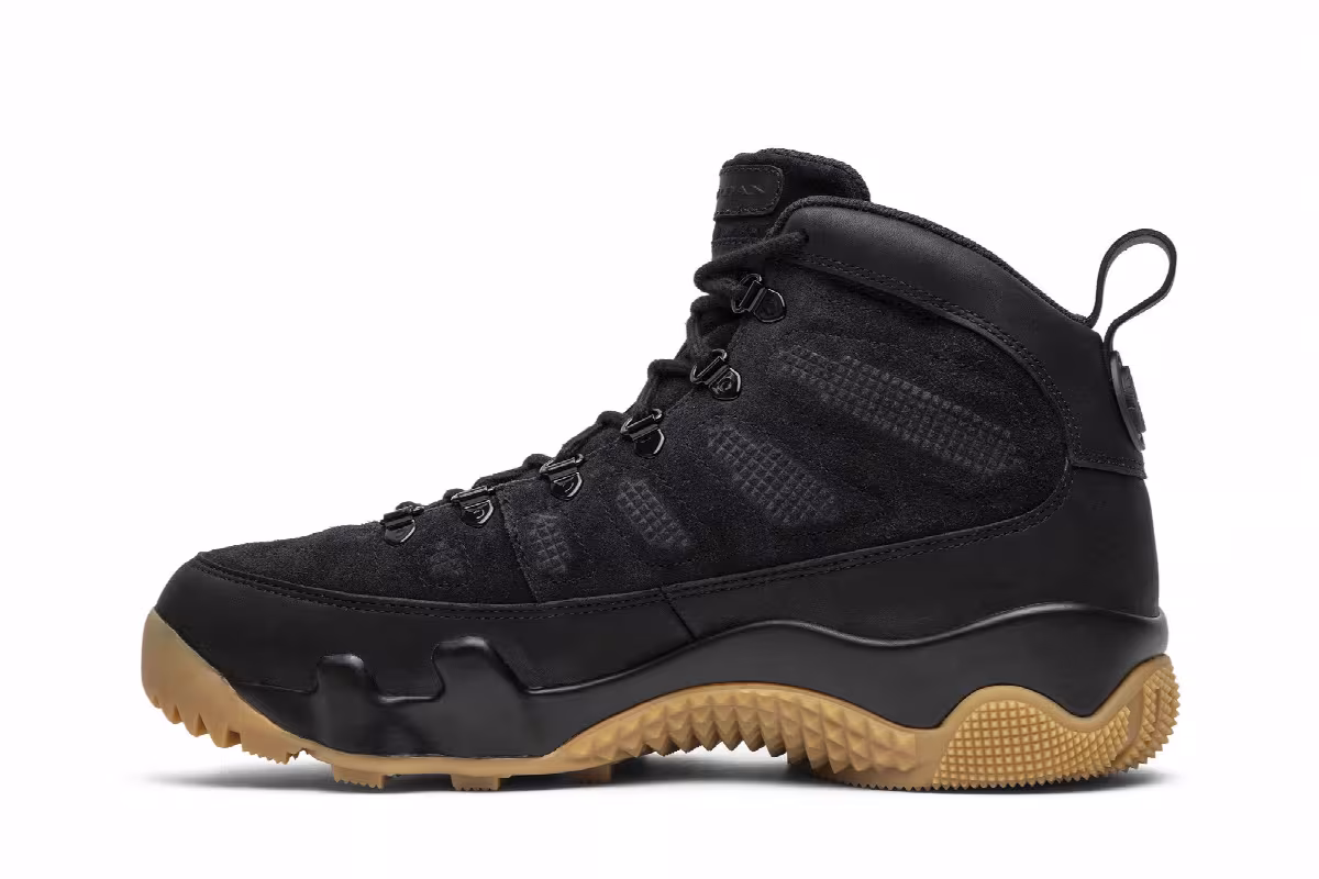 Air Jordan 9 Boot Black, view 4