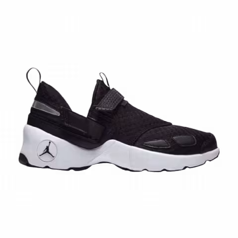 Air Jordan Trunner LX