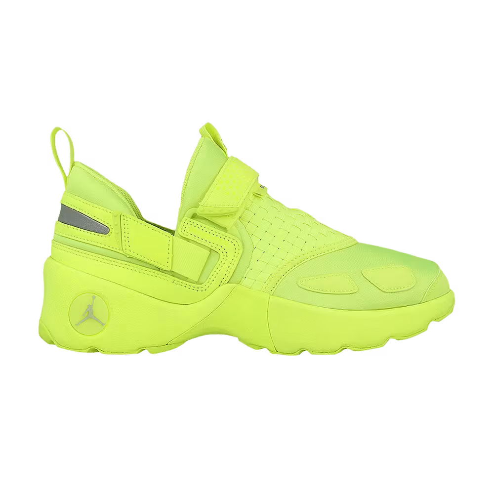 Air Jordan Trunner LX Energy Volt