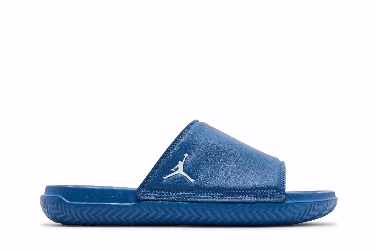 Air Jordan Play Slide True Blue, view 2