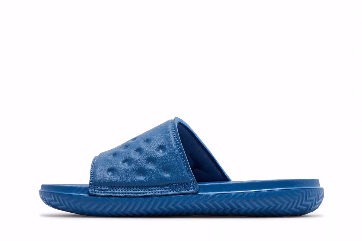 Air Jordan Play Slide True Blue, view 4