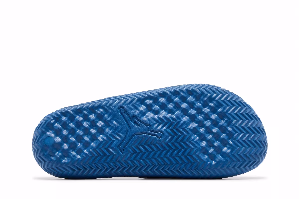 Air Jordan Play Slide True Blue, view 5