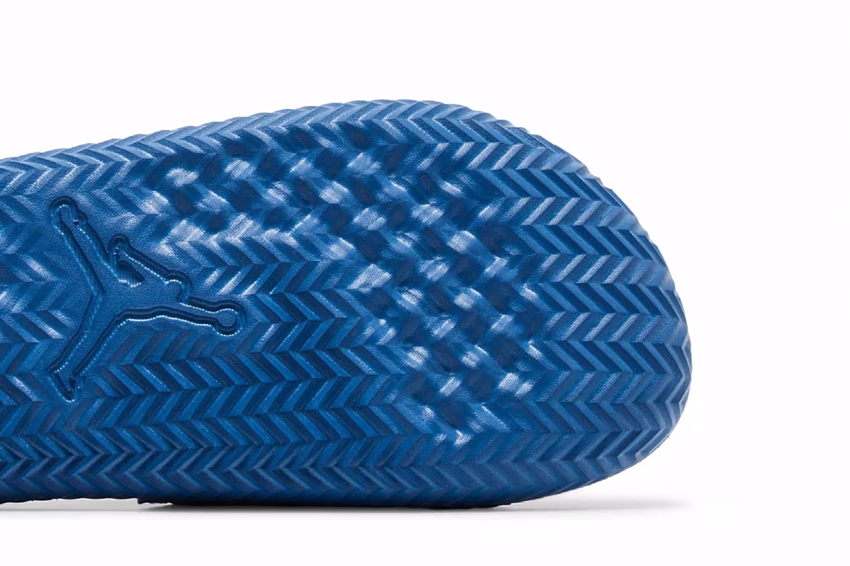 Air Jordan Play Slide True Blue, view 6