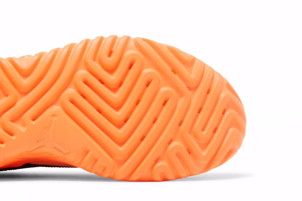 Air Jordan Proto-Lyte Black Total Orange, view 6