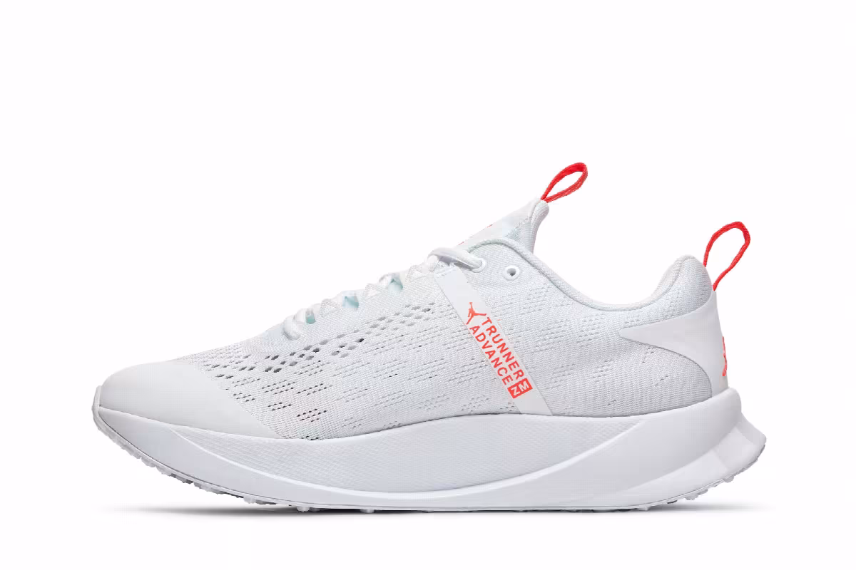 Air Jordan Zoom Trunner Advance White Flash Crimson, view 4