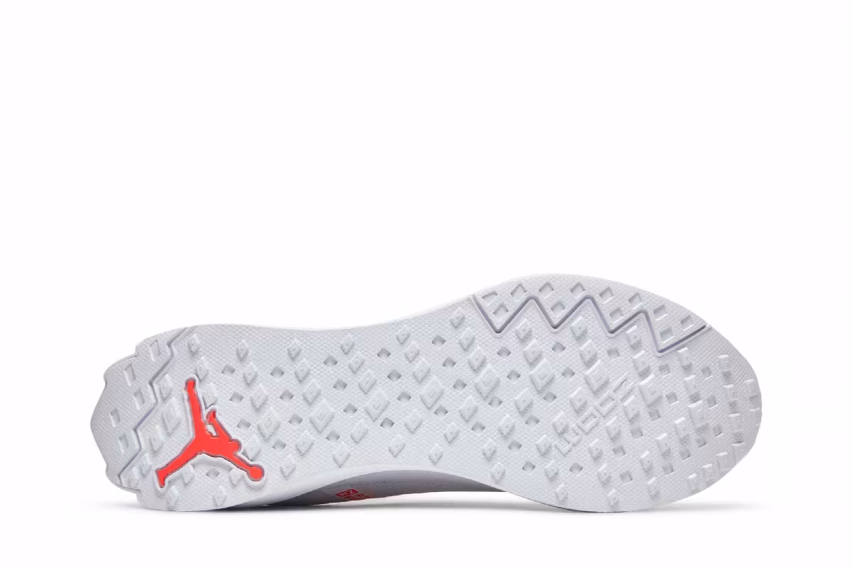 Air Jordan Zoom Trunner Advance White Flash Crimson, view 5