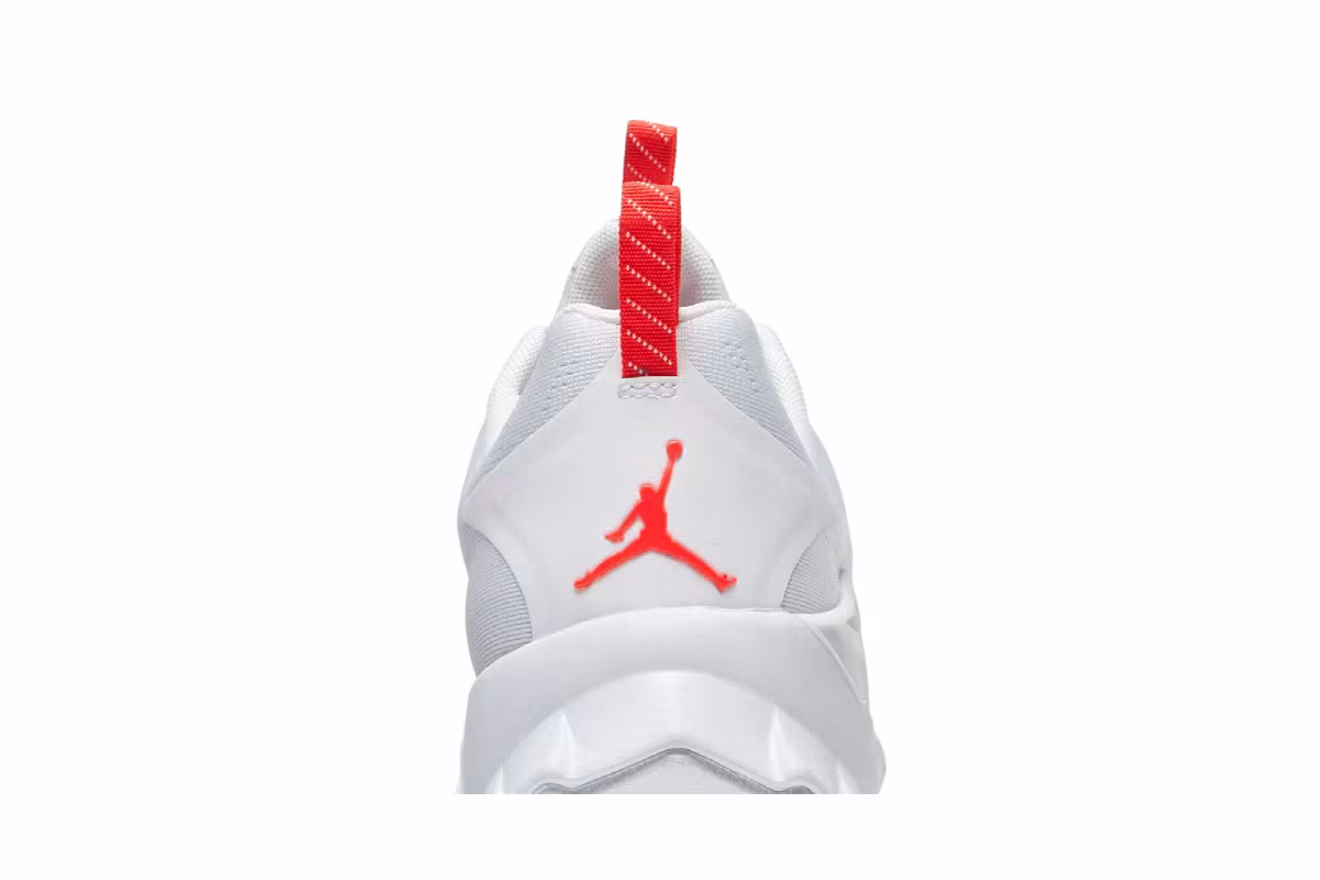 Air Jordan Zoom Trunner Advance White Flash Crimson, view 8