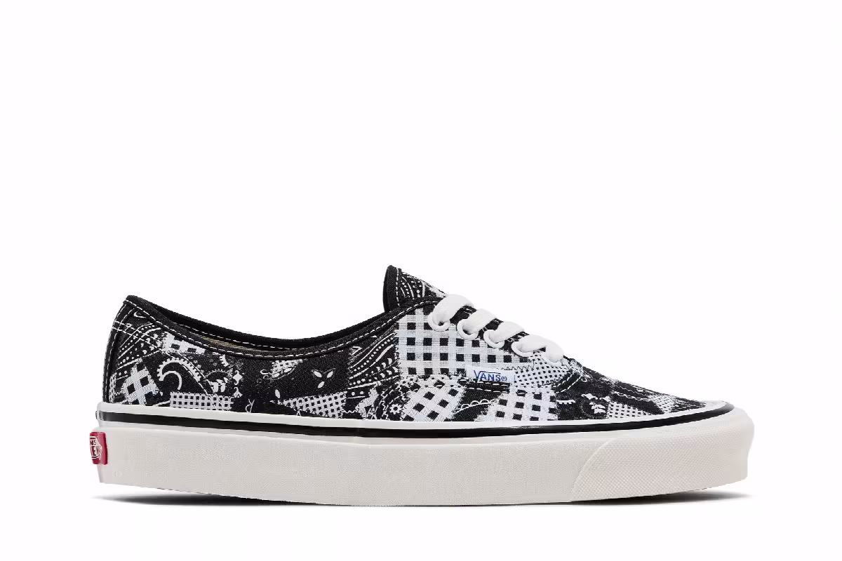 WP x Vans Authentic 44 DX Paisley Patchwork - Black, view 2