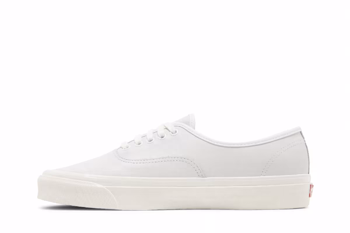 Vans Authentic 44 DX Anaheim Factory - True White Leather, view 4