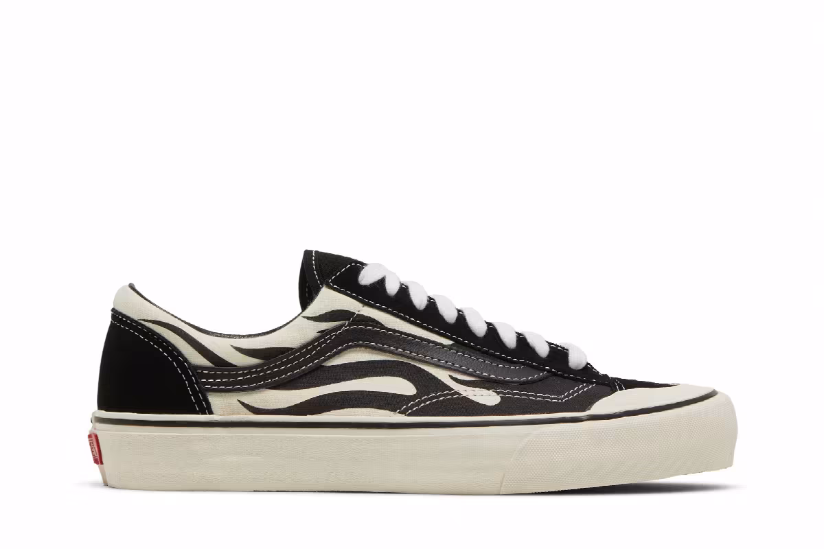 Vans Style 36 SF Black Flames, view 2