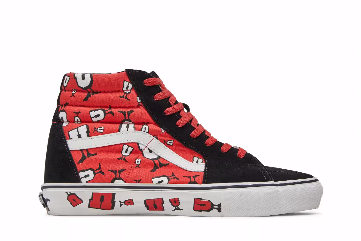 Undefeated x Vans Sk8 Hi Un Bulls, view 2
