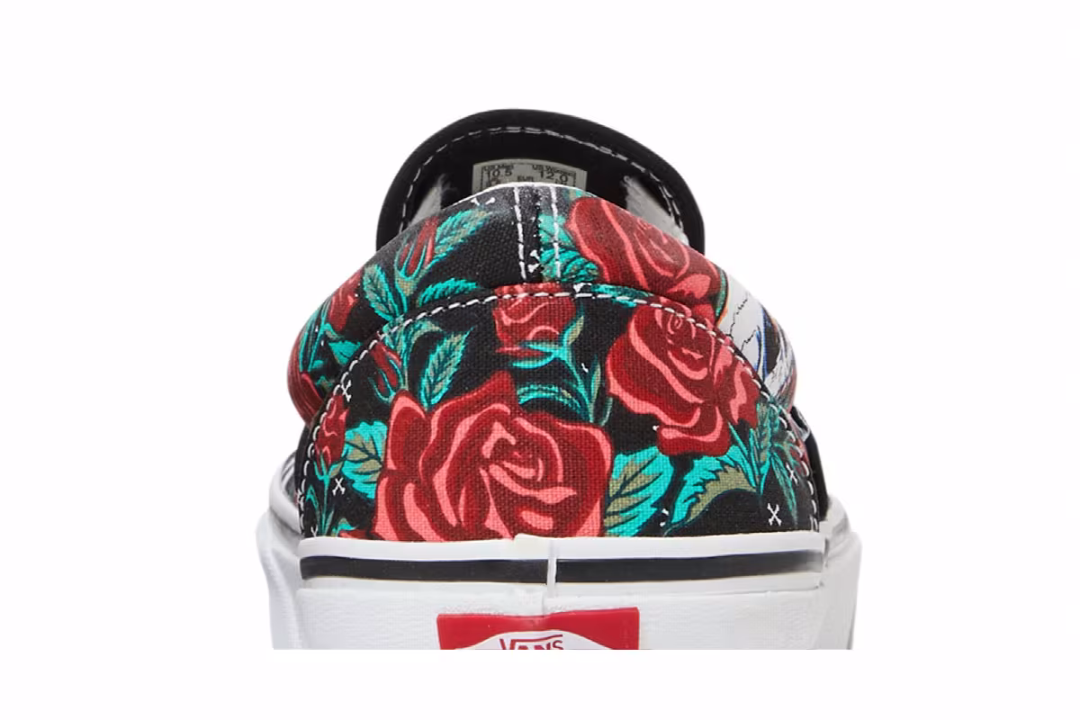 Vans Classic Slip-On Rose Skulls, view 8