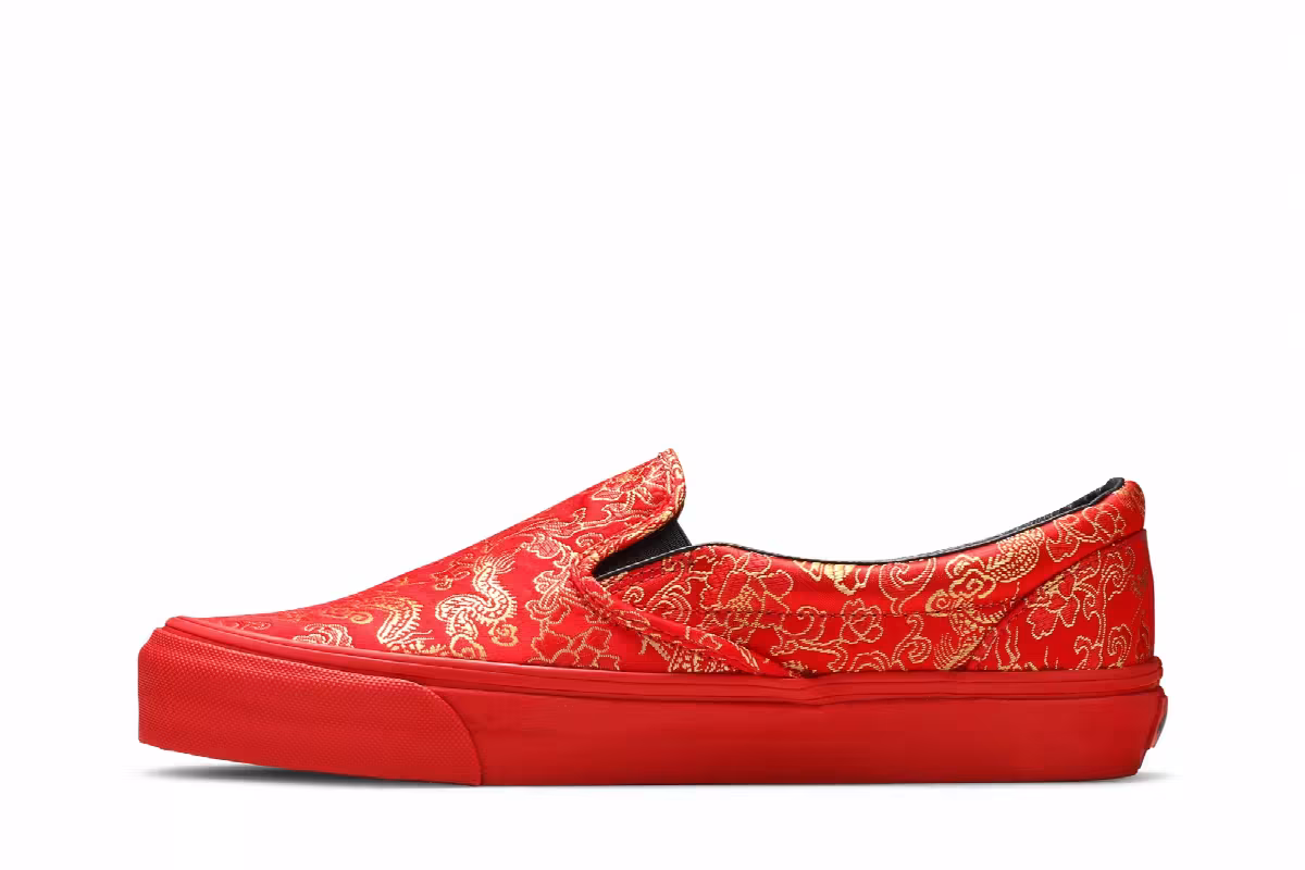 Opening Ceremony x Vans Classic Slip-On OG Red Dragon, view 4