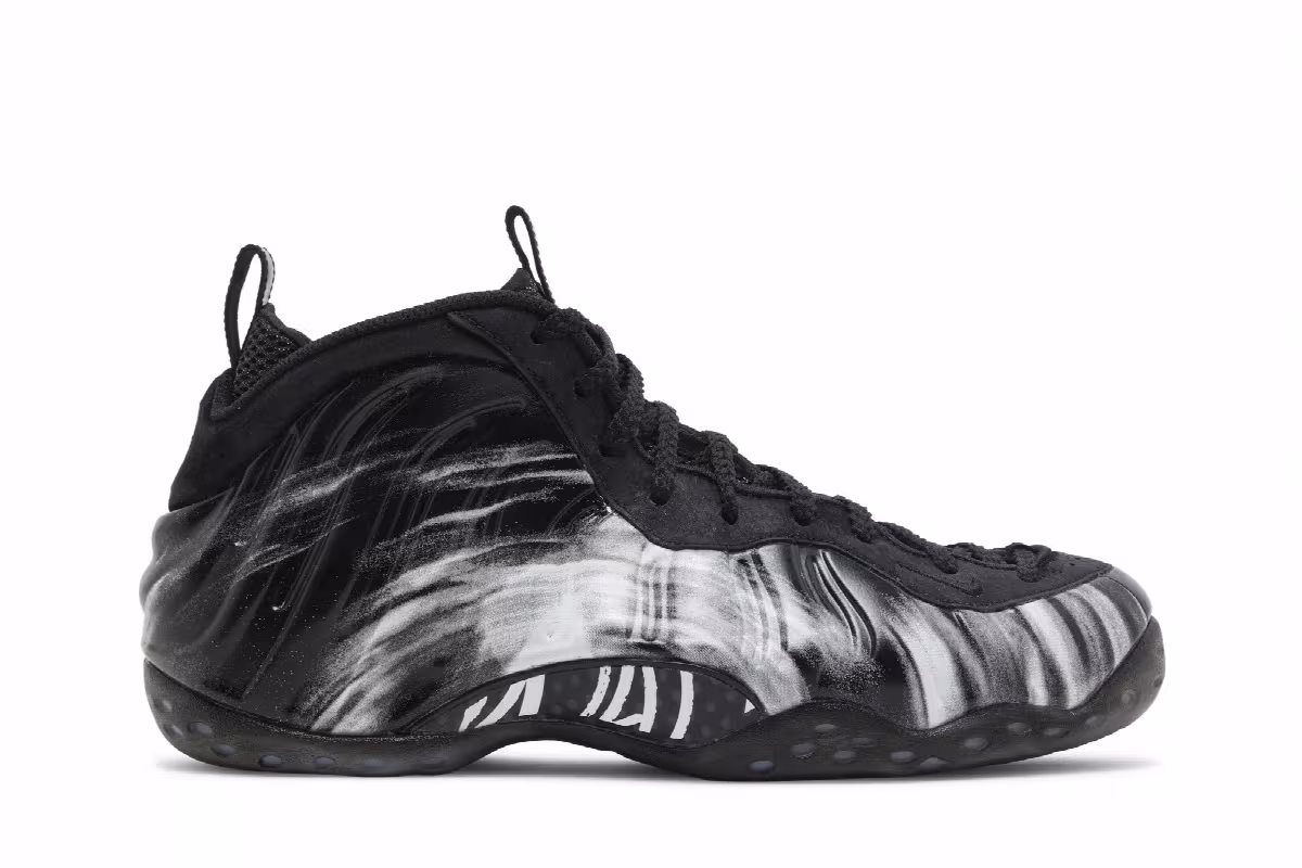 Nike Air Foamposite One QS Dream A World - Black, view 2