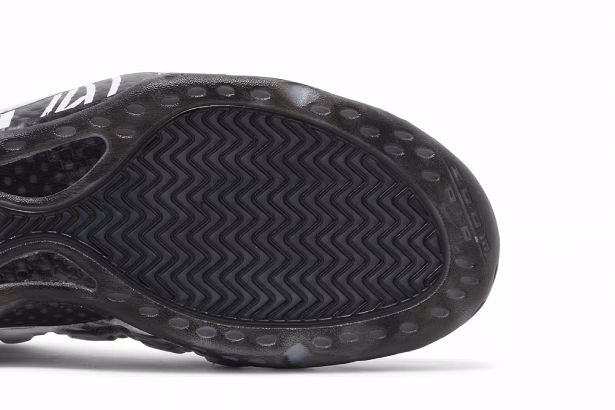 Nike Air Foamposite One QS Dream A World - Black, view 6