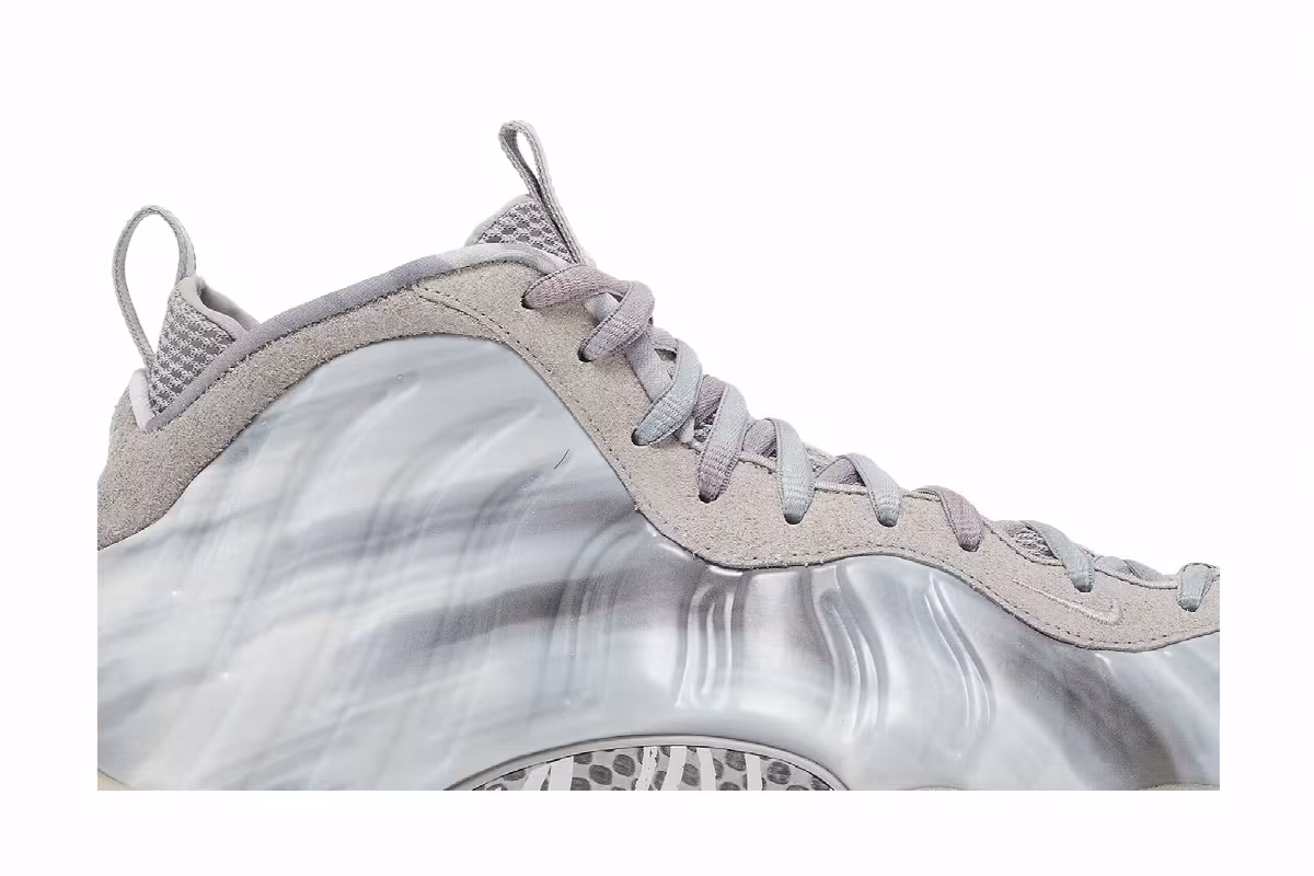 Nike Air Foamposite One QS Dream A World - Tech Grey, view 3