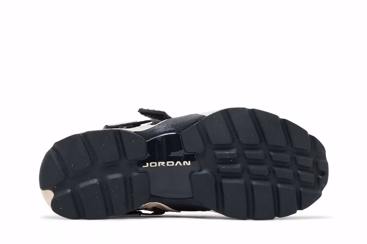 Air Jordan Women's Jordan Trunner LX Light Orewood Brown, view 5