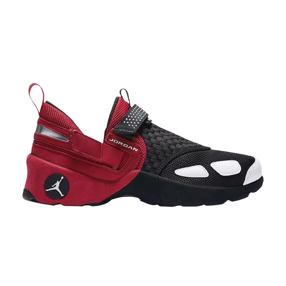 Air Jordan Trunner LX OG Bred