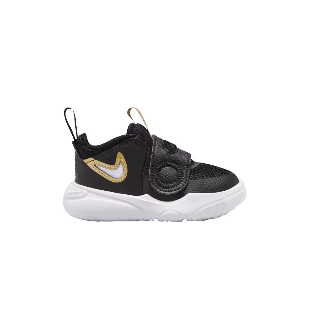Nike Team Hustle D11 TD Black Metallic Gold