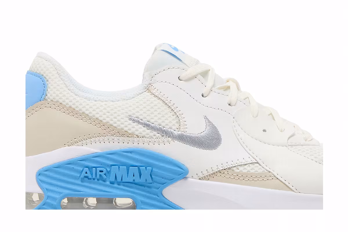 Nike Women's Air Max Excee Summit White University Blue, view 3