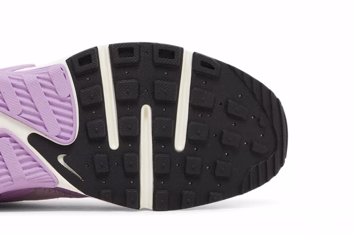 Nike Women's Air Max Excee Violet Star, view 6