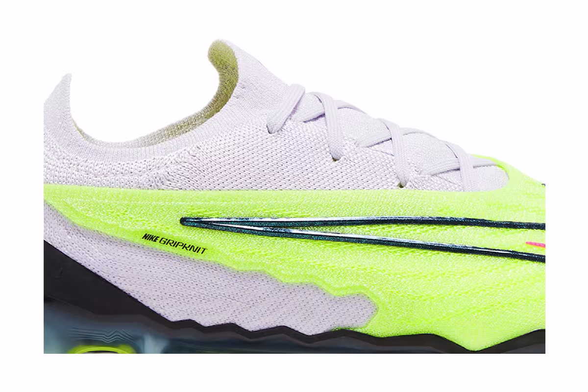 Nike Phantom GX Elite FG Luminous Pack, view 3