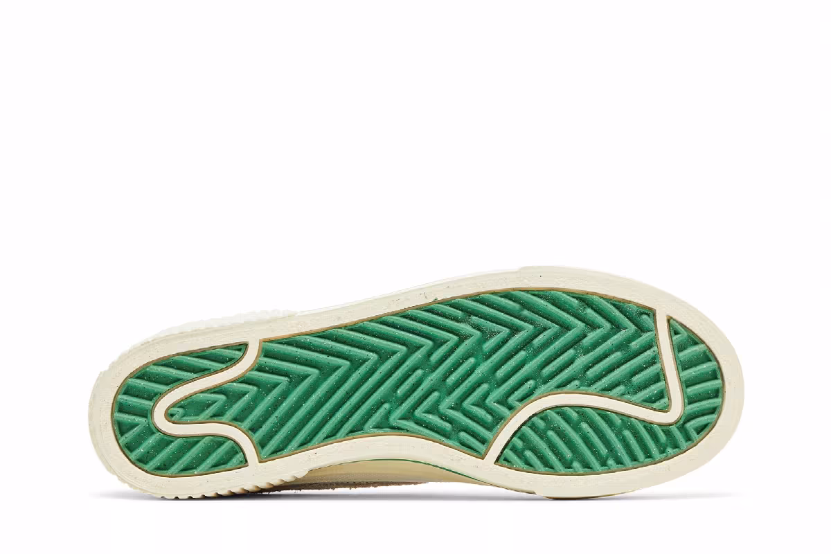 Nike Women's Court Legacy Lift White Stadium Green, view 5